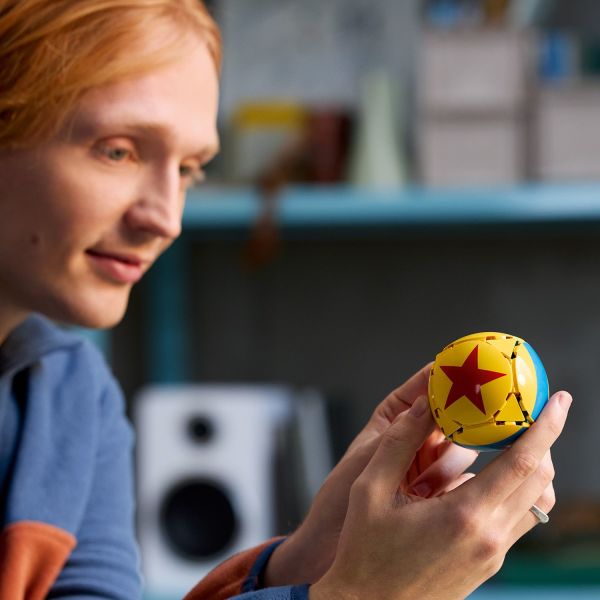 Contains hidden references to famous Disney Pixar movies.