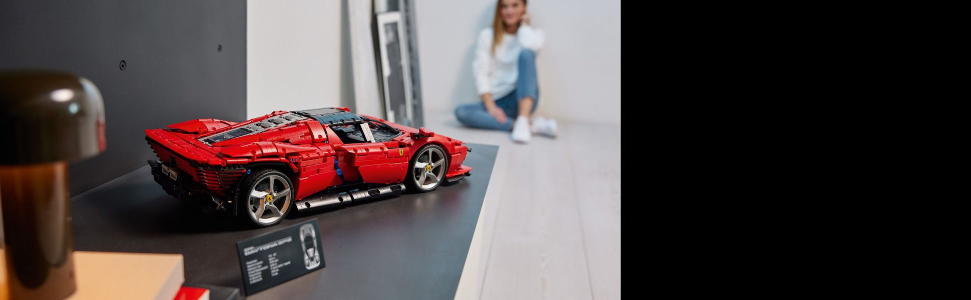 Display your Ferrari with pride