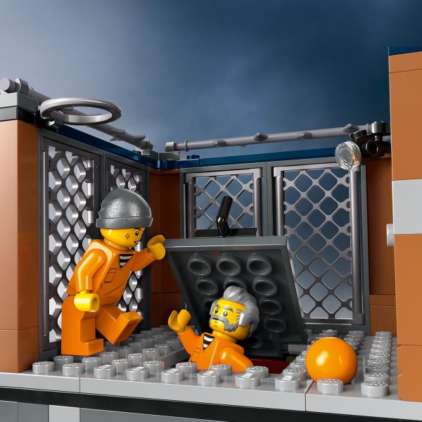 Police Prison Island 60419 | City | Buy online at the Official LEGO® Shop US