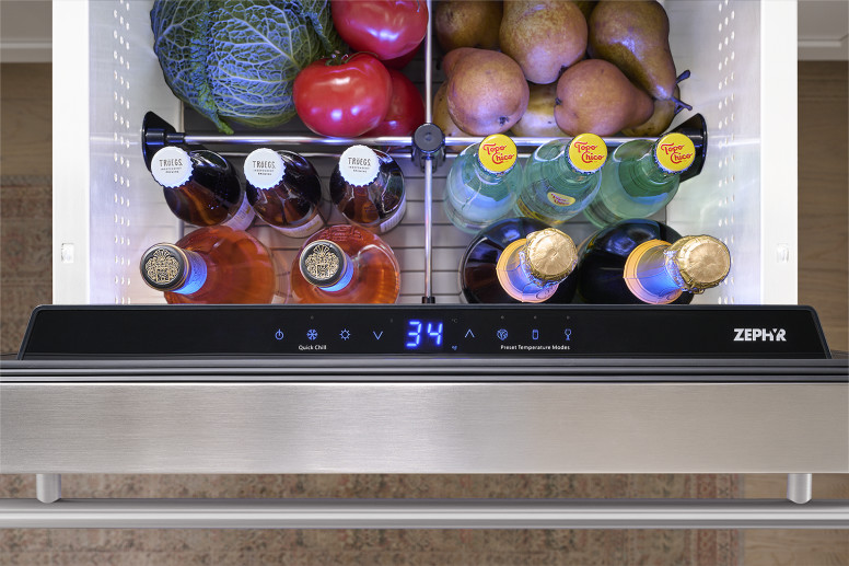 3-Color Electronic Touch Controls – a backlit control panel synchronizes with the LED lighting in Cloud White, Deep Blue, and Amber