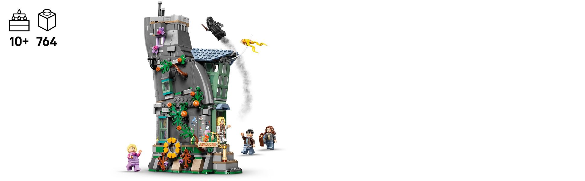 Bring Harry Potter and the Deathly Hallows scenes to life with this detailed LEGO Harry Potter 25th anniversary set.