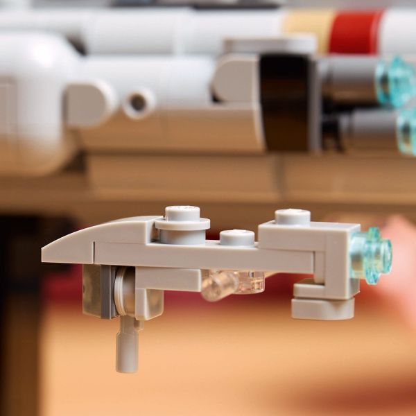 Display the frigate ‘flying’ alongside Home One.