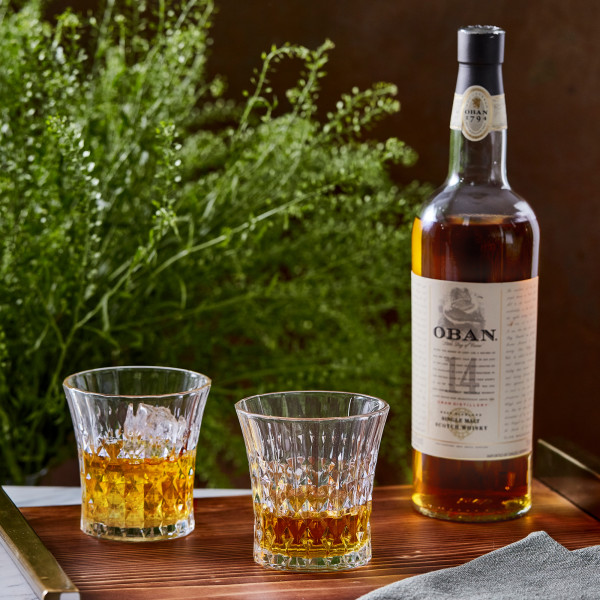 Oban 14 Year Old Single Malt Scotch Whisky, 750 mL, 43% ABV