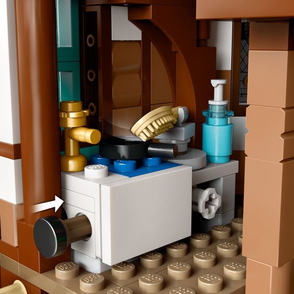 Check out the ‘self-cleaning’ pots in the kitchen.