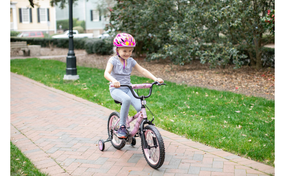 Dynacraft Realtree 16-Inch Girls BMX Bike For Age 5-7 Years