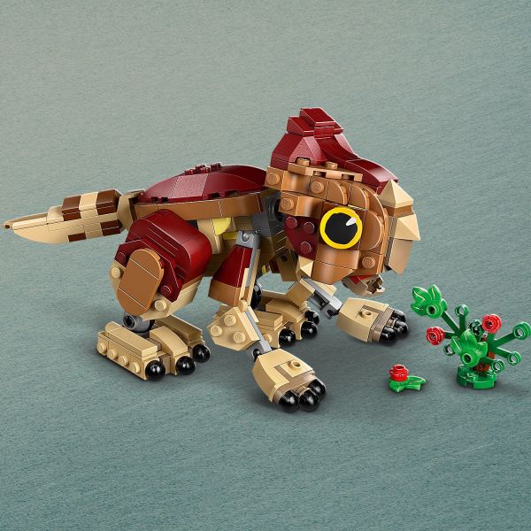 Features a baby Aquilops dinosaur inspired by the movie.