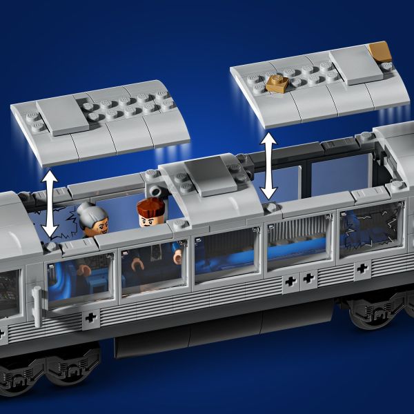 LEGO Marvel Spider Man vs. Doc Ock Subway Train Scene 76321