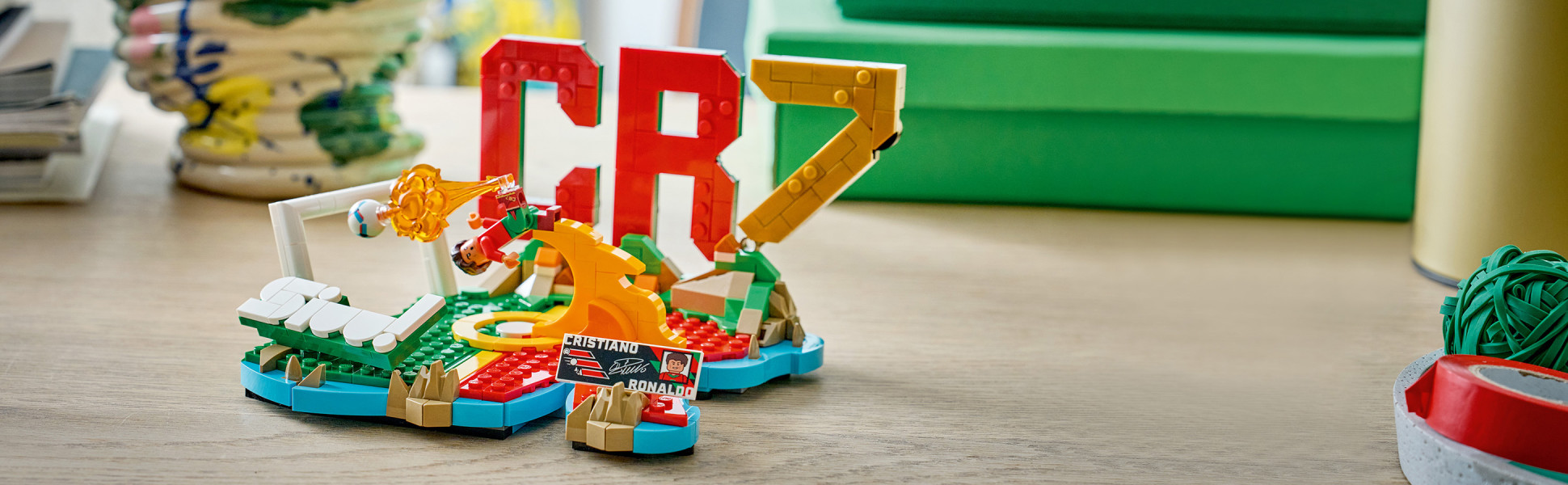 Score a gift-giving goal by treating boys, girls and sports fans to this set on birthdays and other exciting occasions.