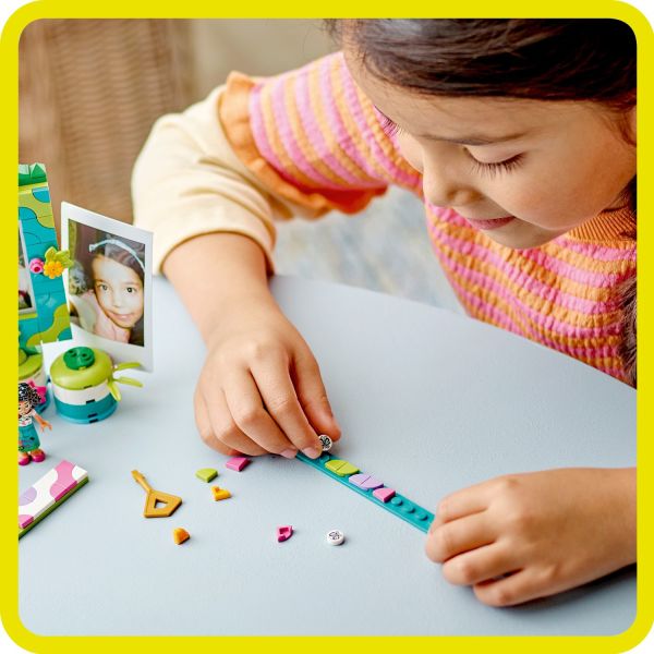 Create and recreate designs on the bracelet and decor items.
