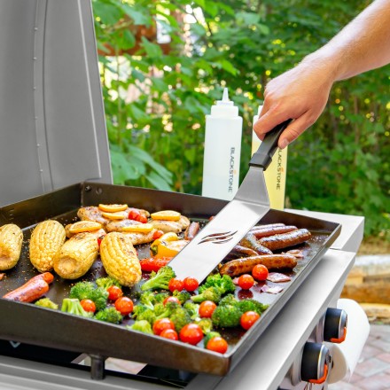 Blackstone Duo 17 Griddle and Charcoal Grill Combo