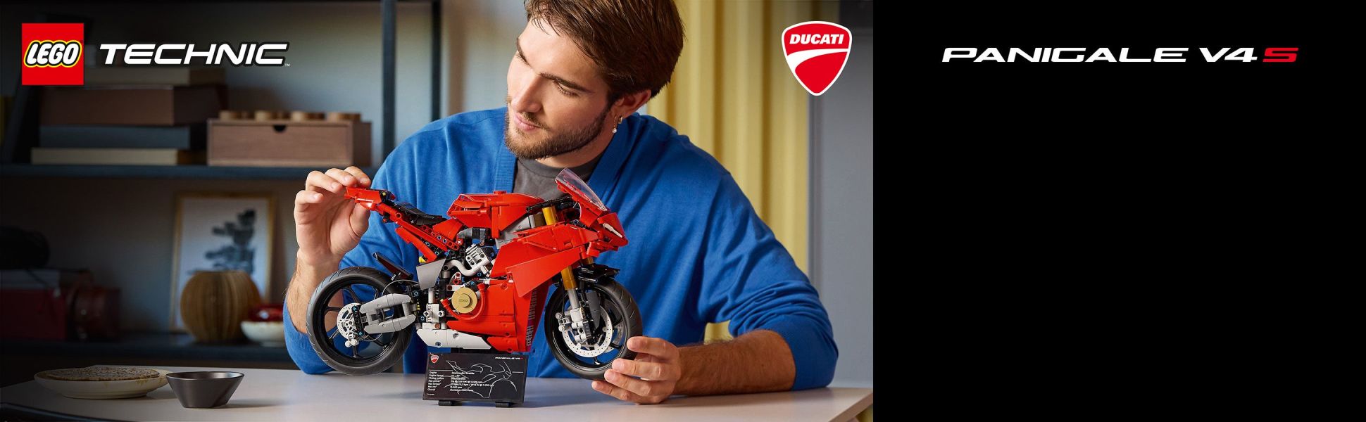 Set pulses racing with this LEGO Technic Ducati Panigale V4 S Motorcycle building set for adults.