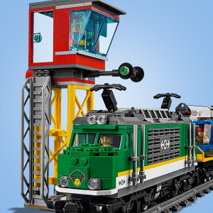 LEGO City Le train de marchandises télécommandé 60198 LEGO : la