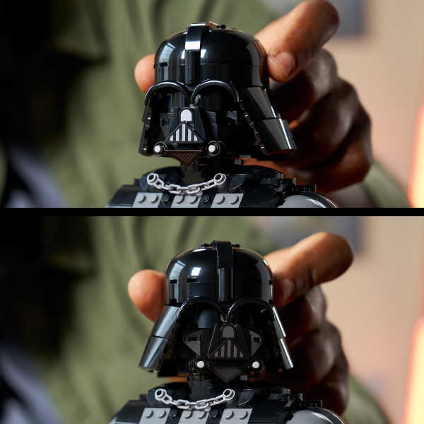 Turn Darth Vader’s head left and right.