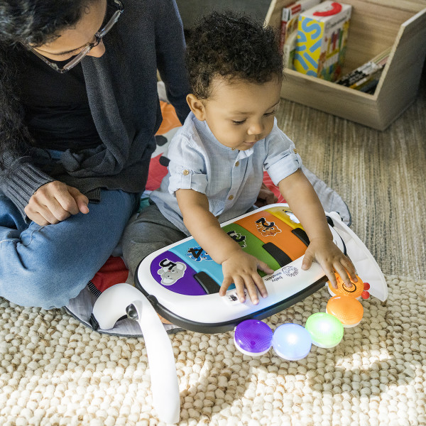 Baby Einstein - This piano from the 4-in-1 Kickin' Tunes™ Music and  Language Discovery Gym grows with your budding musician. From baby kicks to  toddler taps, these piano magic touch keys will