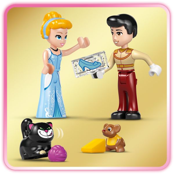 その他 Disney World of English Playset LEGO Disney Cinderella's Castle & Horse Carriage
