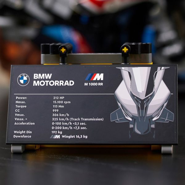BMW M 1000 RR 42130, Technic™