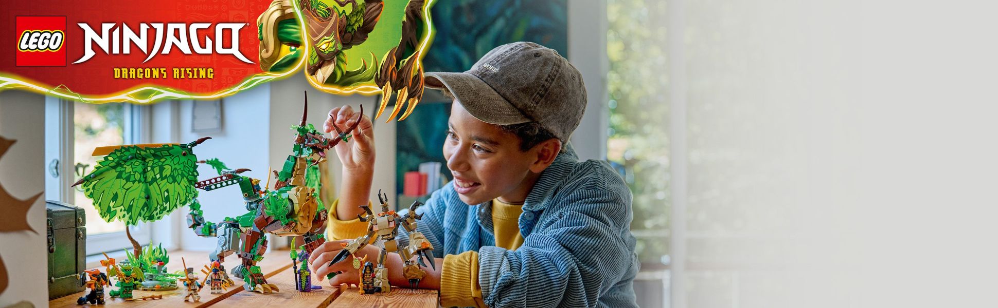 Delight ninja fans with this action-packed playset featuring a large posable dragon toy, a mech toy and 8 NINJAGO minifigures.