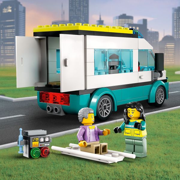 LEGO CITY QUARTIER GEN.VEICOLI EMERGENZA 60371 Il set LEGO City Qu