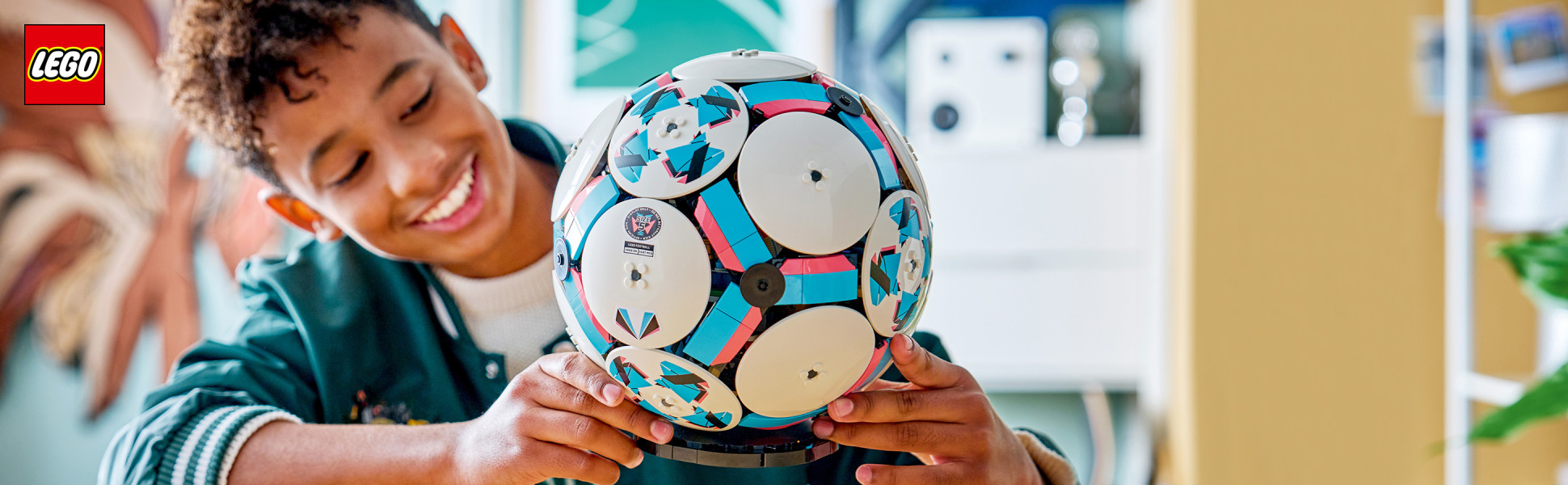 Kids score a creative goal with this LEGO soccer ball building set for boys, girls and sports fans.