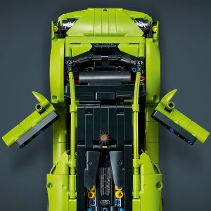 LEGO Technic Lamborghini Huracán Tecnica Sports Car Kit + $7.50 Walmart Cash
