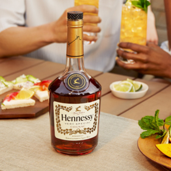 Hennessy Privilege VSOP Cognac 750ml - Walmart.com