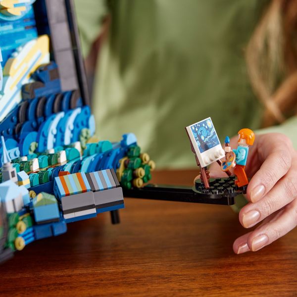 LEGO Ideas Vincent van Gogh - The Starry Night 21333 by LEGO Systems Inc.