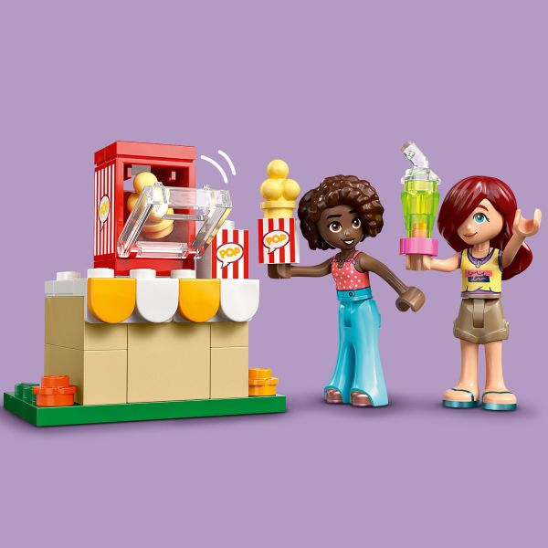 Use the lever to make the popcorn ‘pop’.