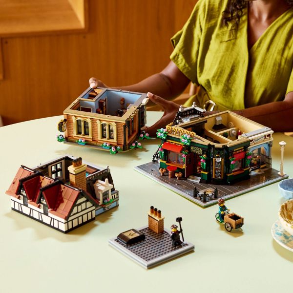 An iconic addition to the Modular Buildings Collection.