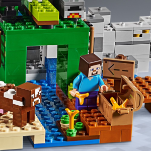 LEGO Minecraft The Creeper Mine 21155 Toy Rail Track Building Set (830  Pieces) 