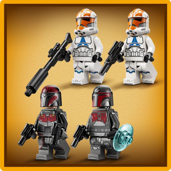 2 Mandalorian Super Commandos and 2 332ⁿᵈ Clone Troopers.