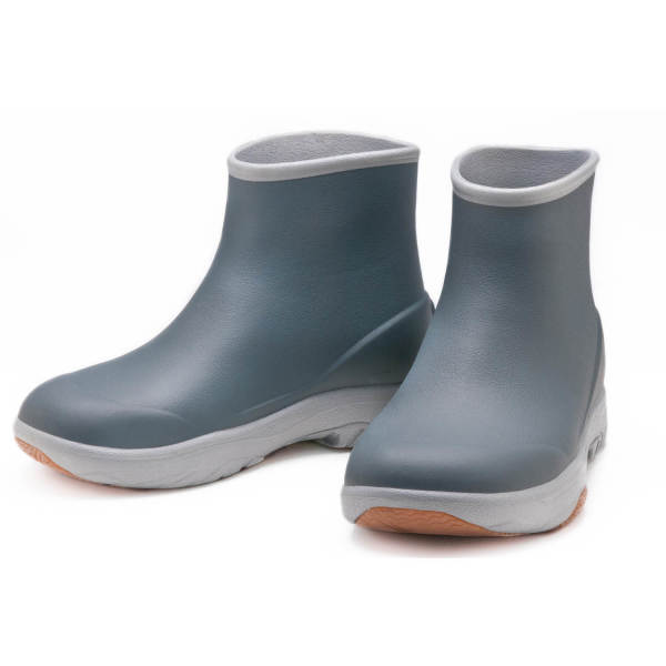 Shimano Fishing Evair Boots - Gray, 9 [EVABTB09GY] 