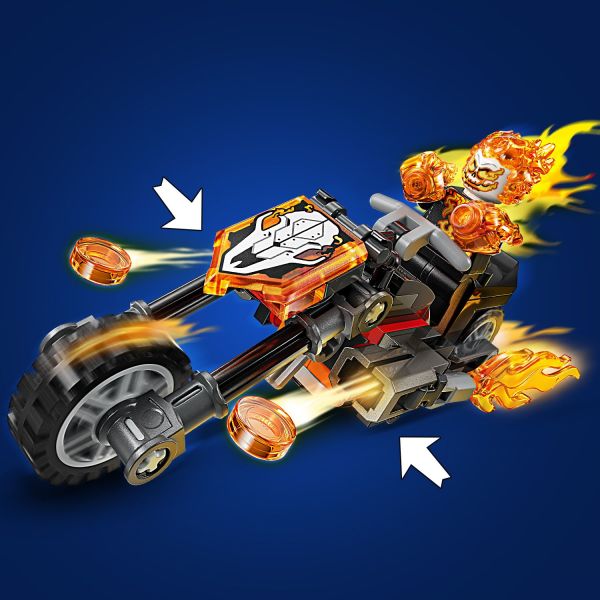 Ghost Rider’s bike has flaming tailpipes and 2 stud shooters.