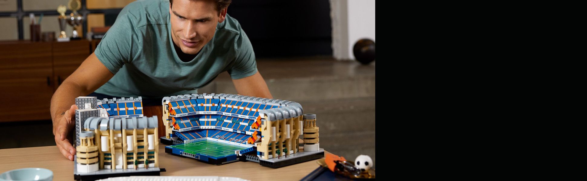  LEGO Icons Real Madrid Santiago Bernabéu Stadium 10299 - Juego  de construcción de campo de fútbol y modelo para adultos, pieza de  decoración coleccionable para el hogar y la oficina, gran
