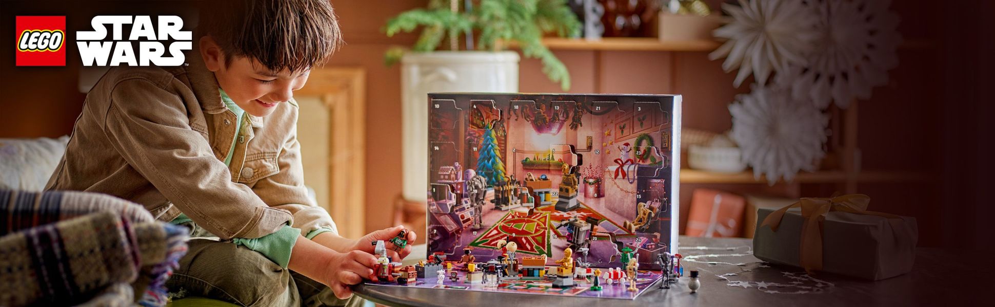 Treat kids each day in the lead-up to Christmas with this Advent calendar full of building toys to create a droidsmith workshop.