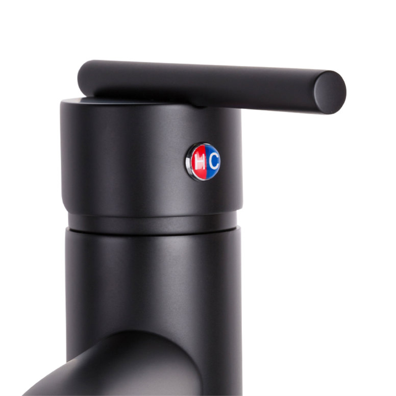 Intelligent Handle Design for Easy Operation