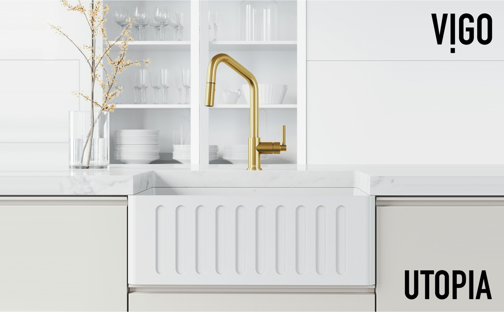 VIGO Utopia 14 in. H Single Handle Pull-Down Sprayer Kitchen Bar