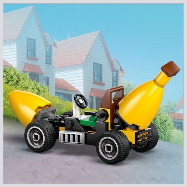 The vehicle includes a driver’s seat and removable engine.