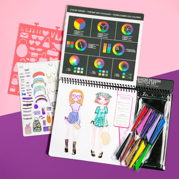 Amazon.com: Fashion Designers' Sketchbooks 2: 9781780672892
