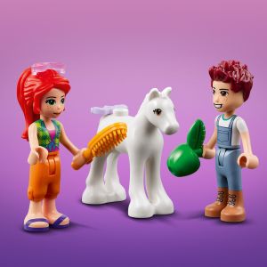 LEGO Friends Pony-Washing Idea Toy Years Old and Boys Girls Plus Horse 41696 Mia Animal Farm Set, with Doll, Gift Stable for 4 Mini- Care Kids