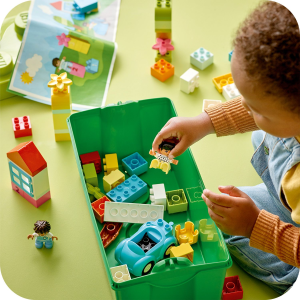 kind Være lidenskab LEGO DUPLO Classic Brick Box Building Set with Storage 10913, Toy Car,  Number Bricks and More, Learning Toys for Toddlers, Boys & Girls 18 Months  Old - Walmart.com
