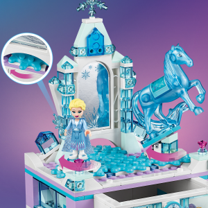 Lego Disney Princess MiniFigure ELSA from set 41168 Elsa's Jewelry Box Newwwwww