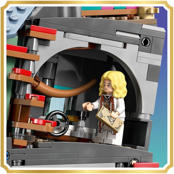 Recreate the heroes’ escape scene with the Erumpent horn.