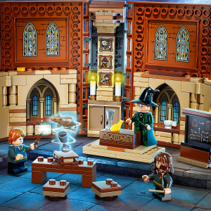 Hogwarts™ Moment: Transfiguration Class 76382 | Harry Potter™ | Buy online  at the Official LEGO® Shop US
