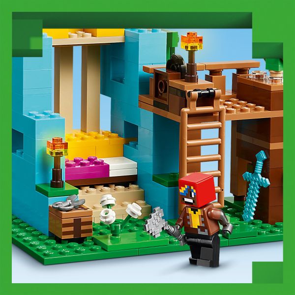 Crafting table, furnace, diamond sword, axe and lots more.