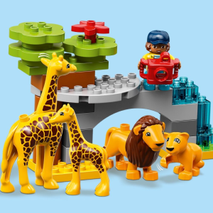 LEGO DUPLO Town World Animals 10907 Building Bricks (121 Pieces