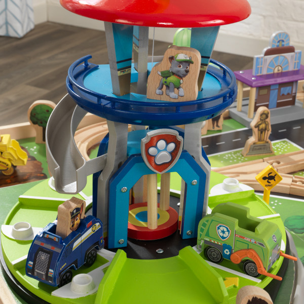 Paw patrol adventure bay play table for Sale in Waianae, HI - OfferUp