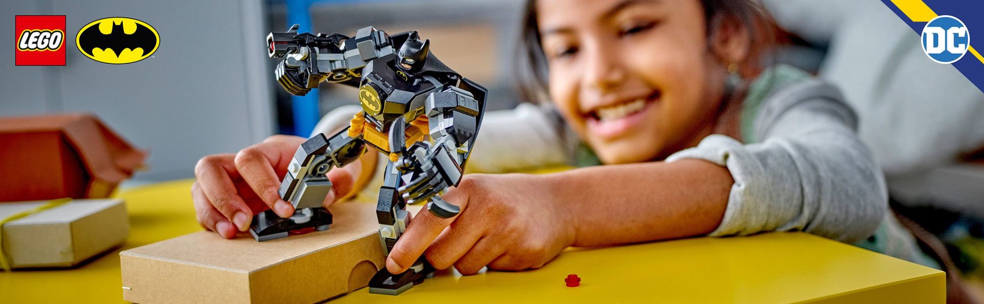 With its Batarang , stud launcher, jetpack and minifigure, this mighty mech puts Batman action into young superheroes’ hands.