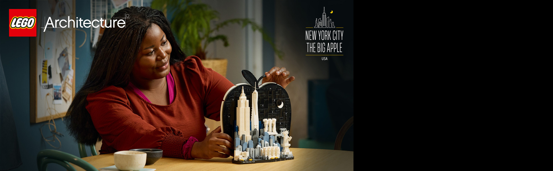 Celebrate your love for New York City and some of its iconic landmarks with this collectible LEGO Architecture building set.