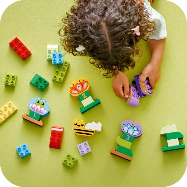 With 45 bricks, the building possibilities are endless!
