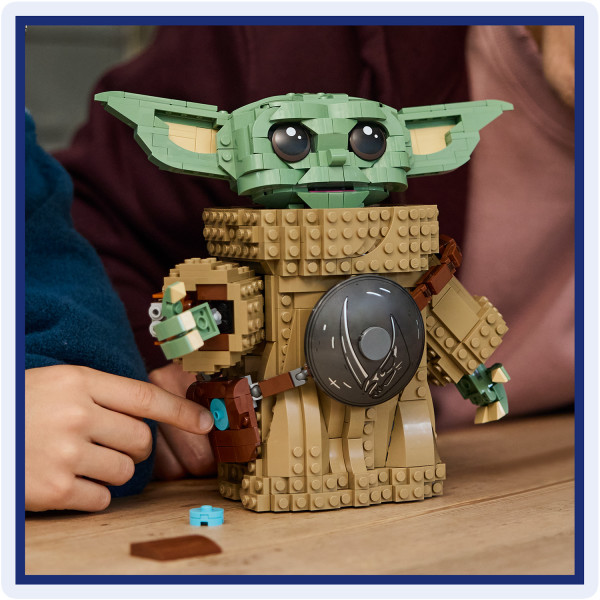 Recreate the look of Grogu’s beskar armor and satchel.